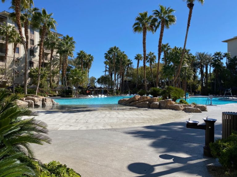 sand entry pool las vegas